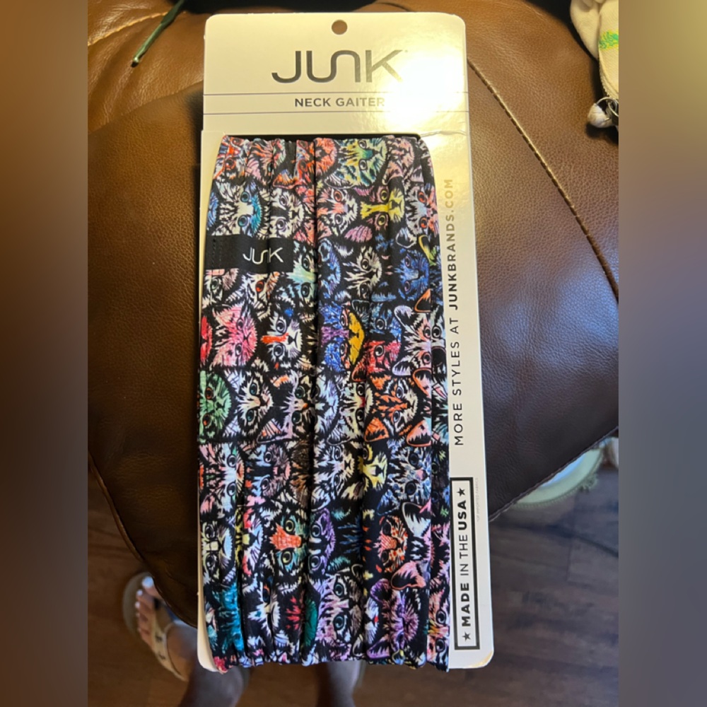 Gaitor by Junkbrand cat face pattern new
